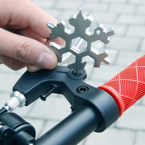 Image of YIJIAOYUN 15-in-1 Stainless Multi-tool